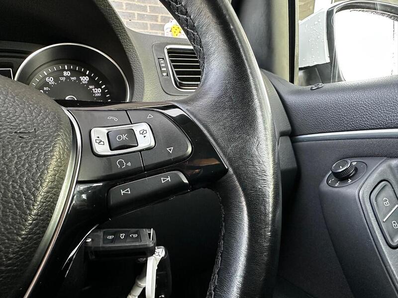 Used Volkswagen Polo 2016 for sale - 77140288: Photo 15