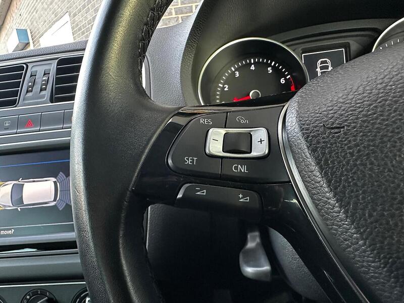 Used Volkswagen Polo 2016 for sale - 77140288: Photo 16