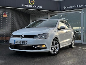 Used Volkswagen Polo 2016 for sale - 77140288: Photo