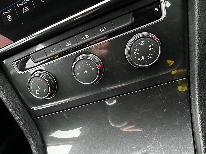 Used Volkswagen Golf 2017 for sale - 77356855: Photo 17