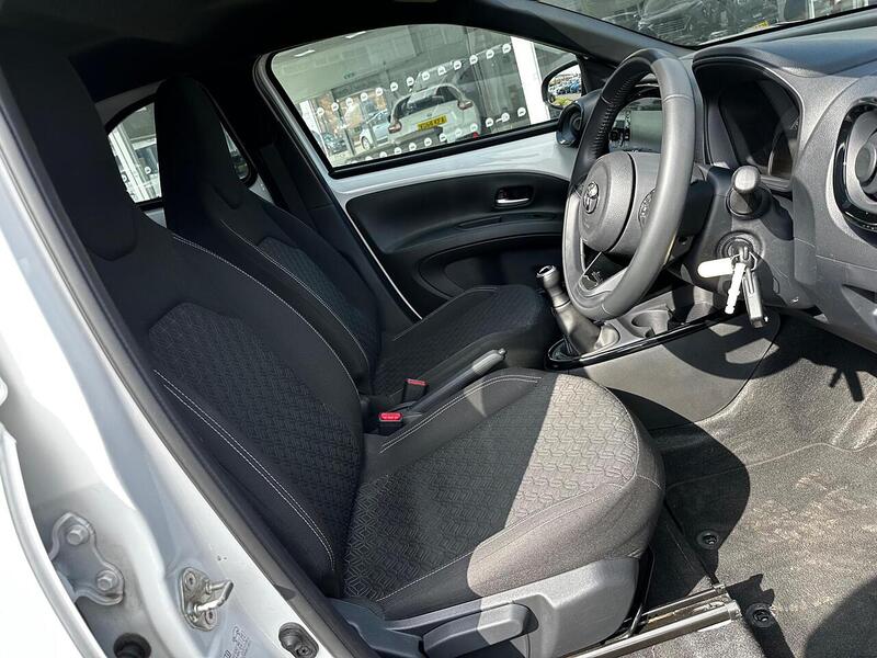 Used Toyota Aygo X 2023 for sale - 78168023: Photo 12