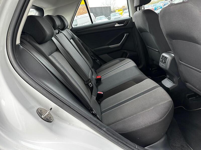 Used Volkswagen T-Roc 2018 for sale - 77132562: Photo 15