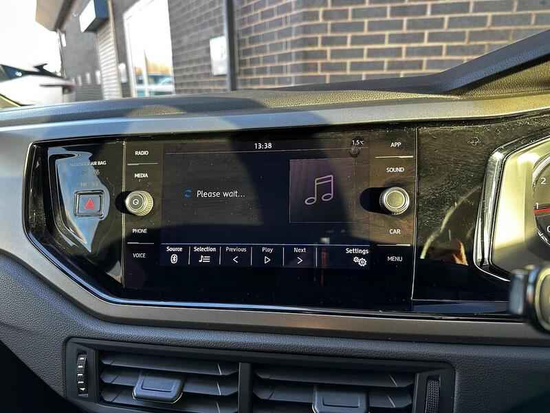 Used Volkswagen Polo 2020 for sale - 77132536: Photo 18