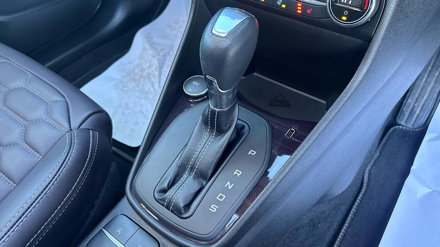 Used Ford Fiesta 2019 for sale - 76772808: Photo 12