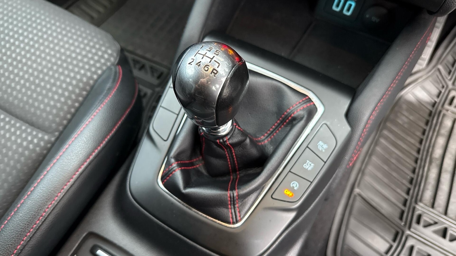 Used Ford Focus 2021 for sale - 77216055: Photo 8