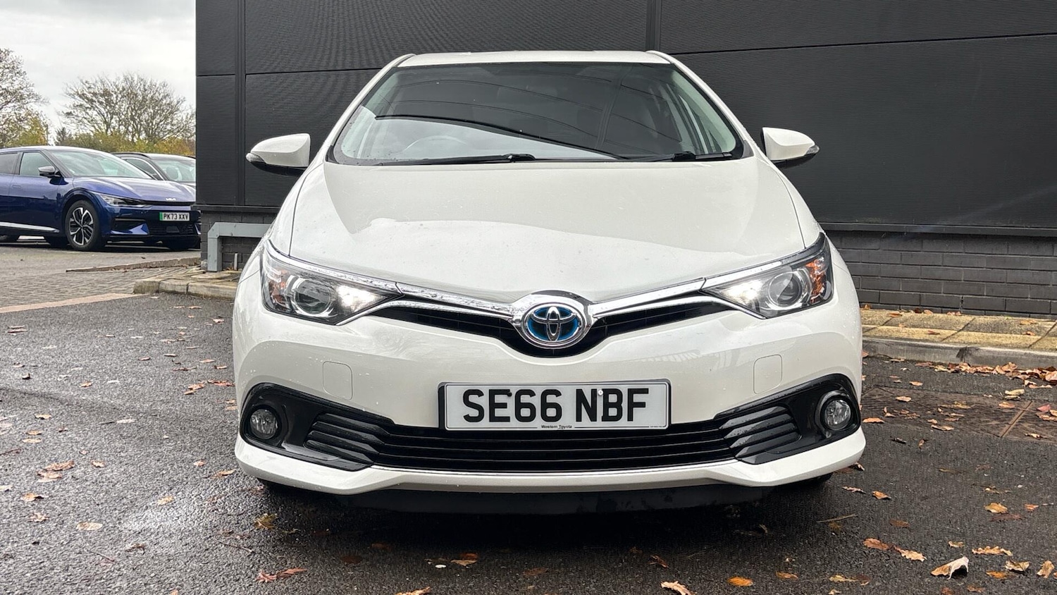 Used Toyota Auris 2017 for sale - 76772761: Photo 2