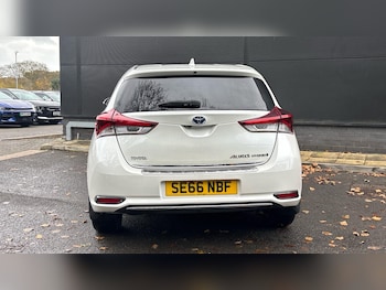 Used Toyota Auris 2017 for sale - 76772761: Photo