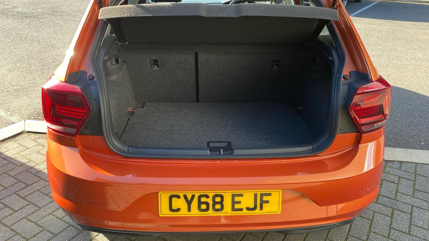 Used Volkswagen Polo 2018 for sale - 76772792: Photo 15