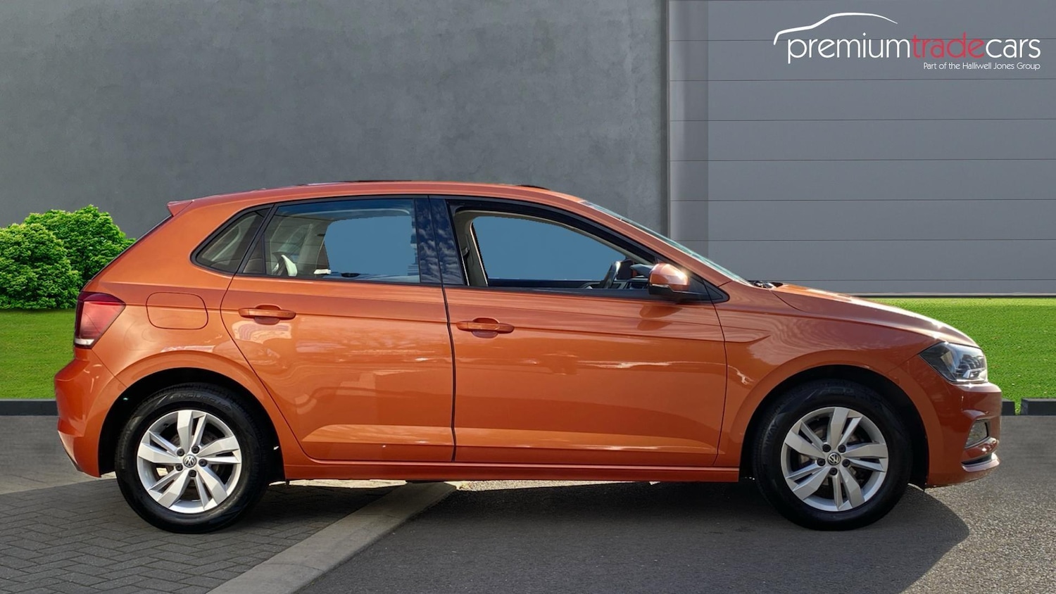 Used Volkswagen Polo 2018 for sale - 76772792: Photo 2