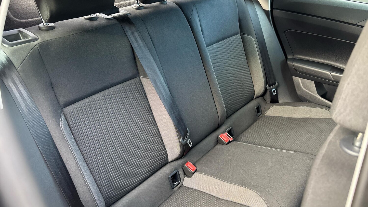 Used Volkswagen Polo 2022 for sale - 76772764: Photo 11