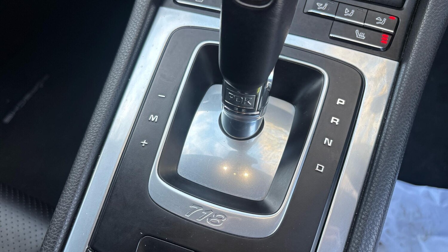 Used Porsche Cayman 2018 for sale - 76772805: Photo 14