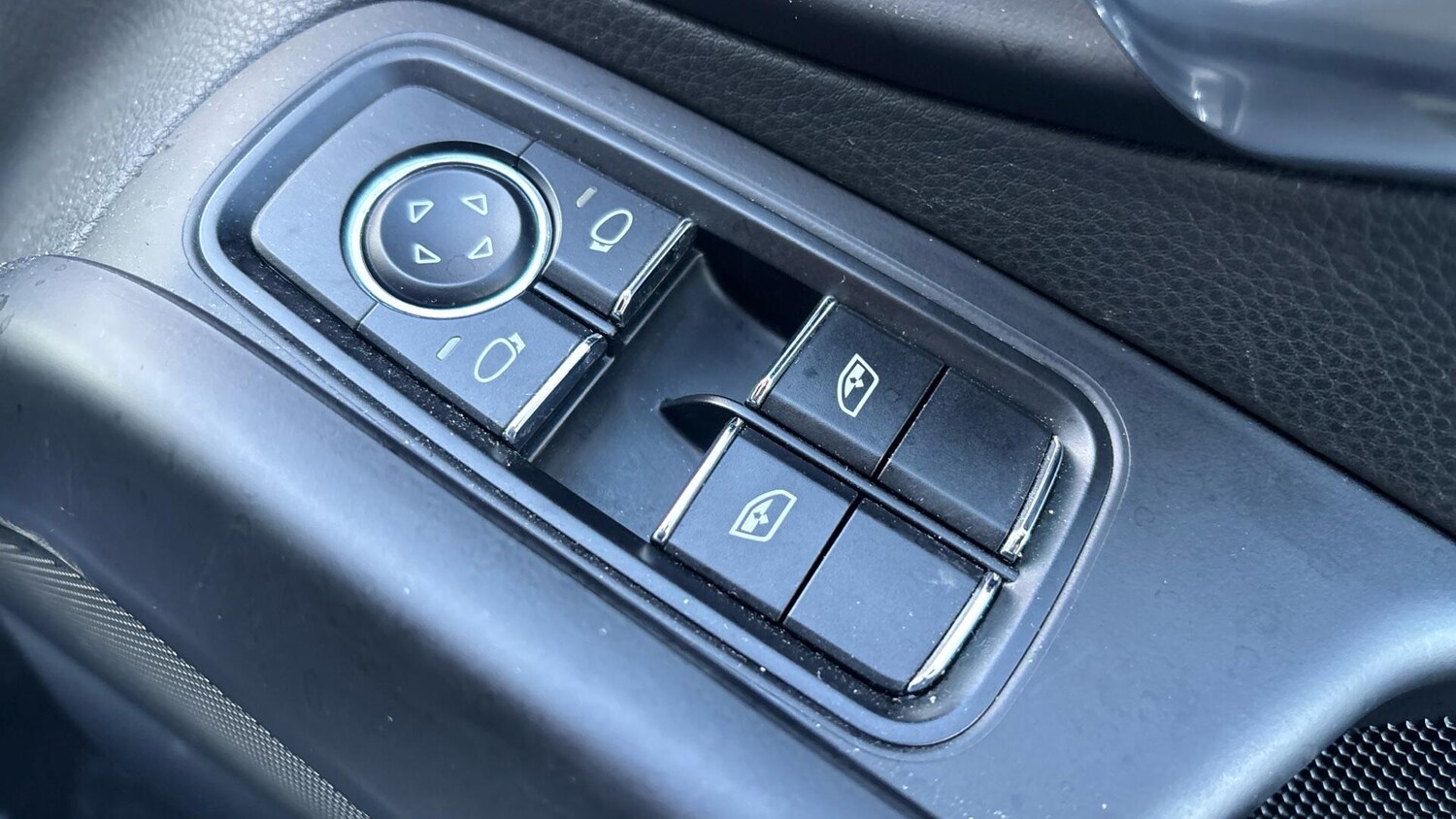 Used Porsche Cayman 2018 for sale - 76772805: Photo 19