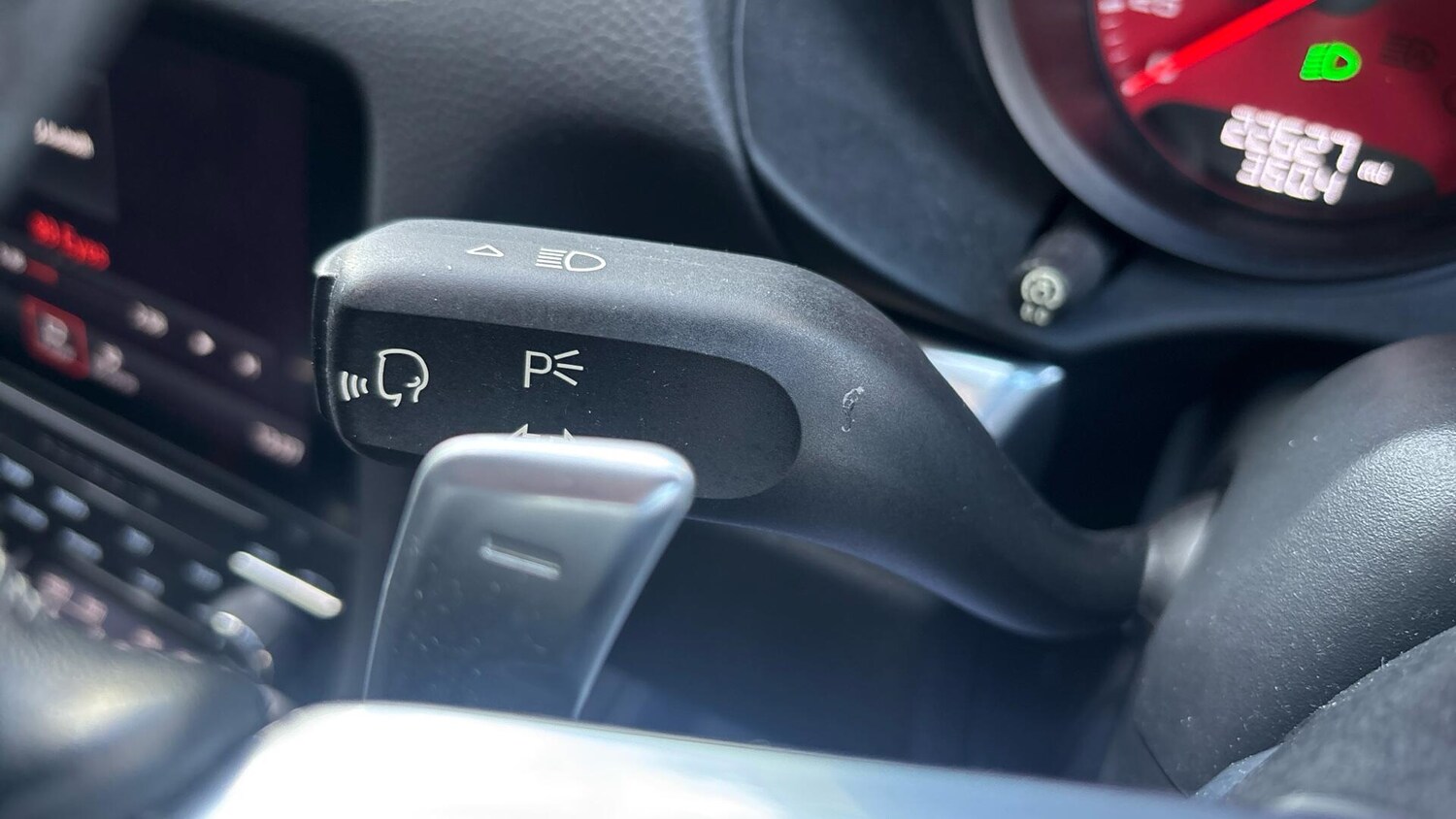 Used Porsche Cayman 2018 for sale - 76772805: Photo 22