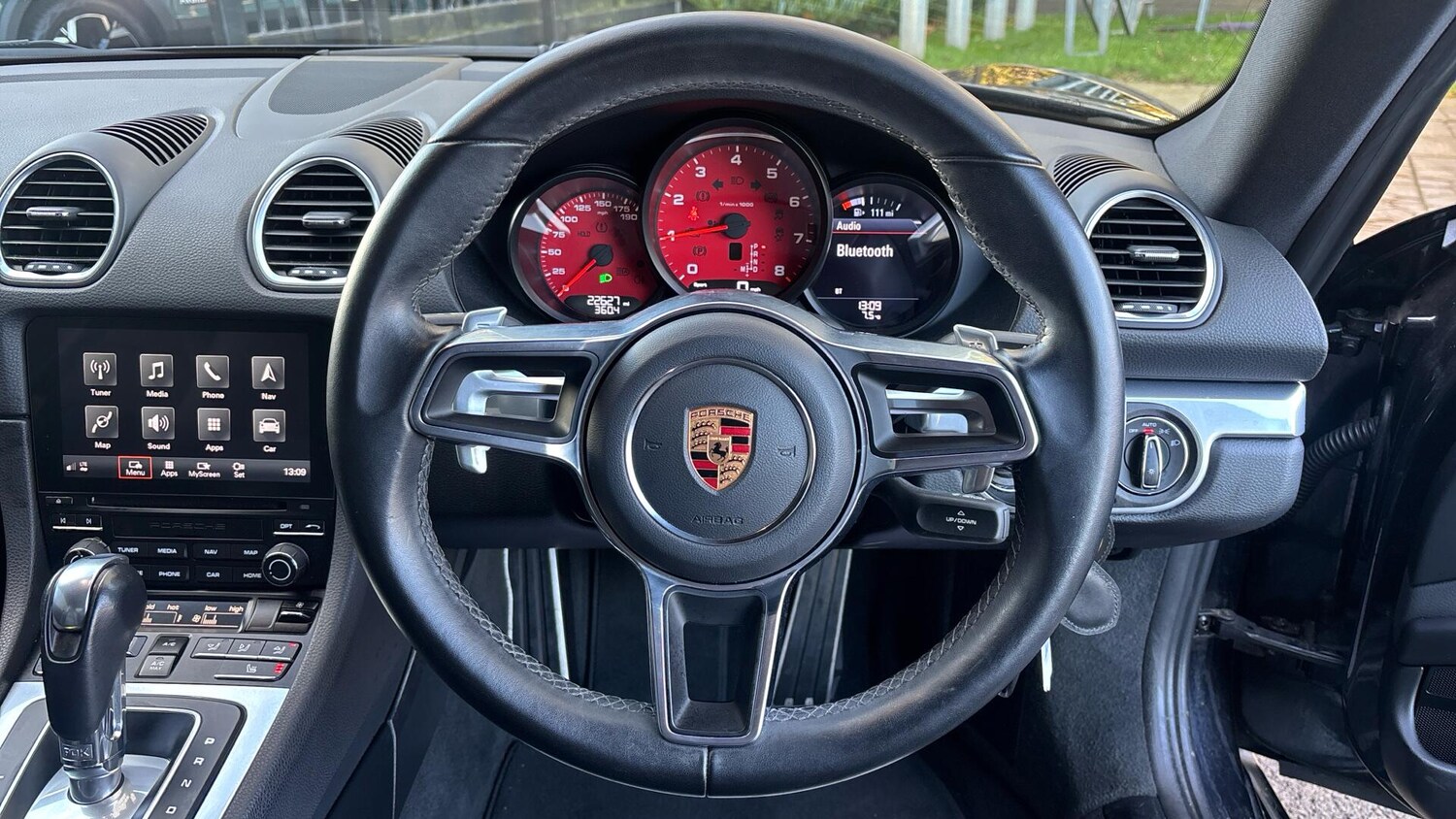 Used Porsche Cayman 2018 for sale - 76772805: Photo 28