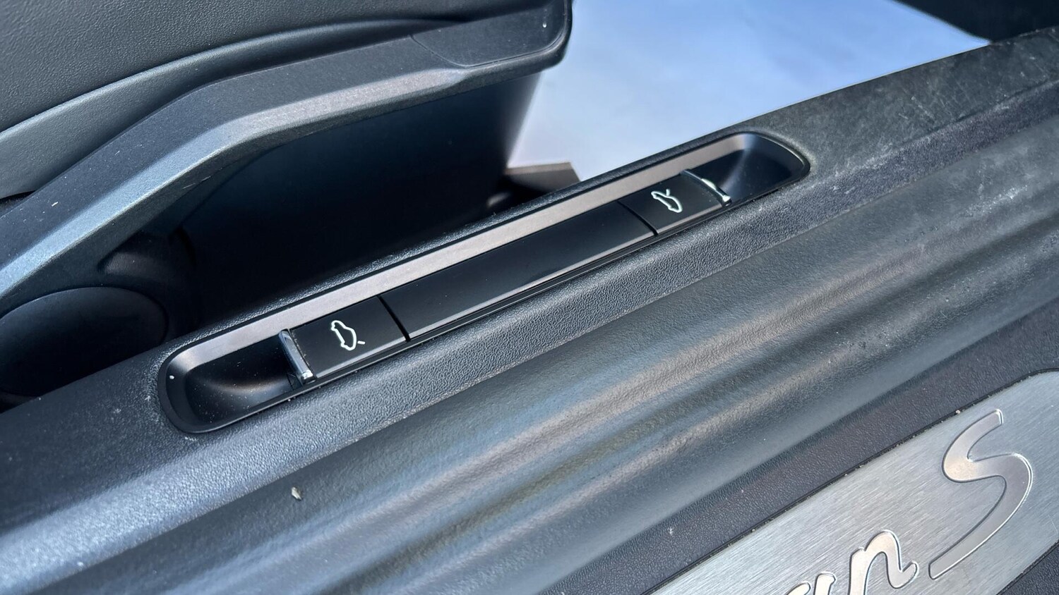 Used Porsche Cayman 2018 for sale - 76772805: Photo 36