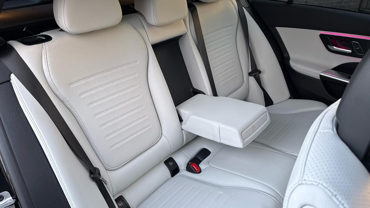 Used Mercedes-Benz C Class 2023 for sale - 76855761: Photo 10