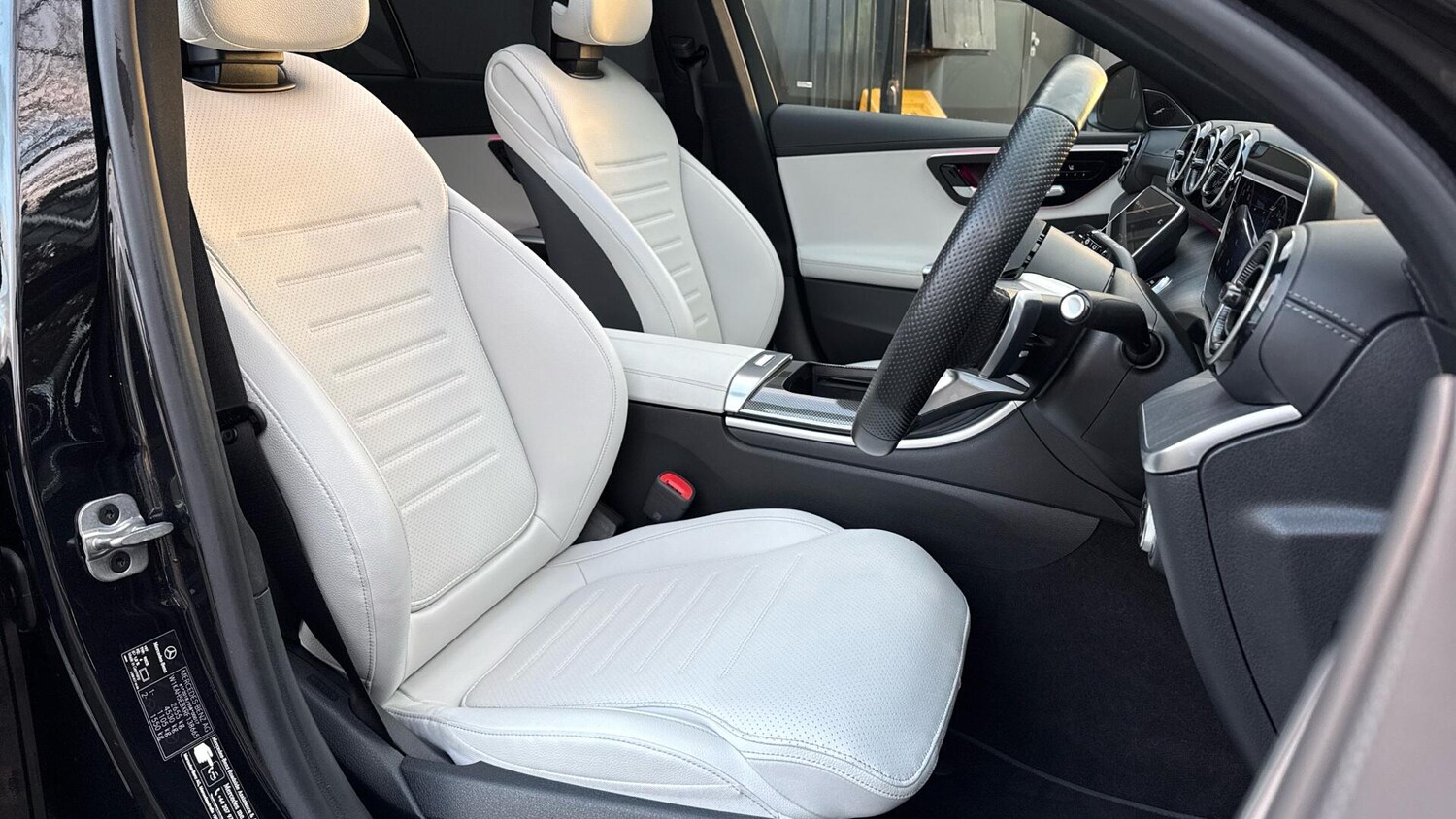 Used Mercedes-Benz C Class 2023 for sale - 76855761: Photo 9