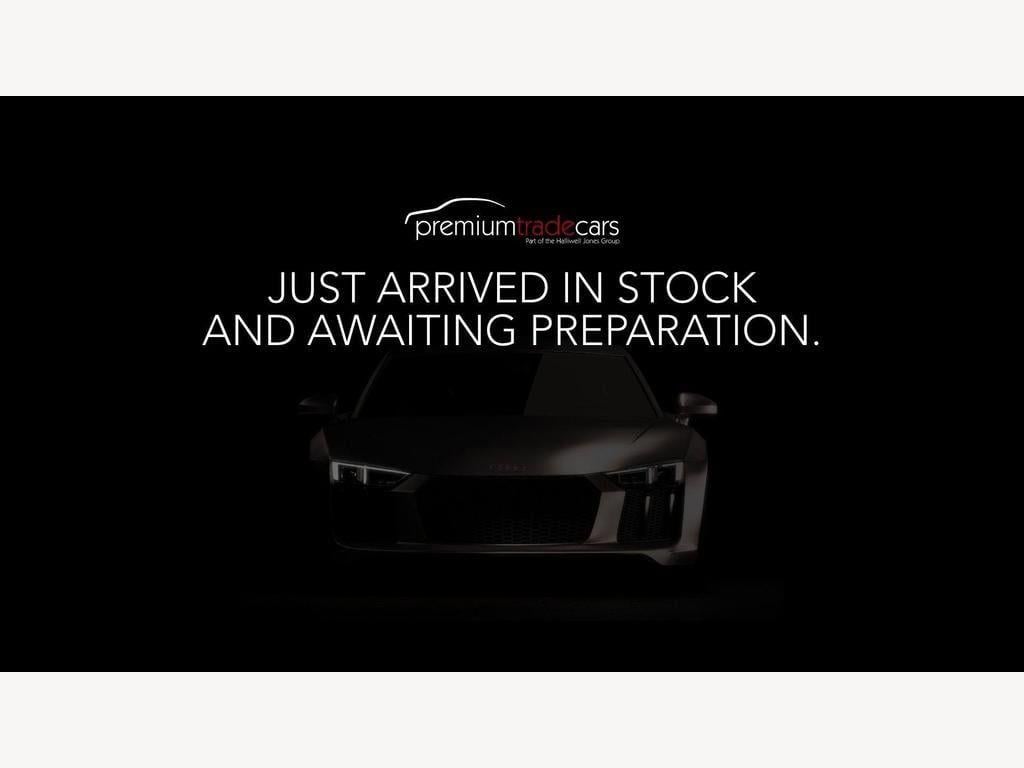 Used Volvo V40 2018 for sale - 77376635: Photo 1