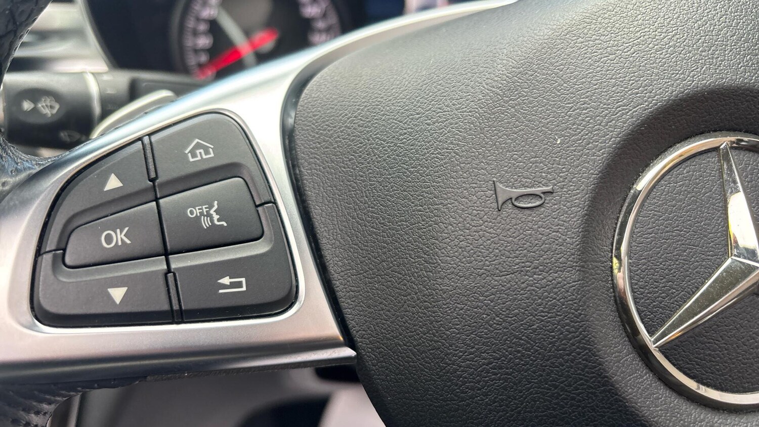 Used Mercedes-Benz C Class 2017 for sale - 76772797: Photo 12