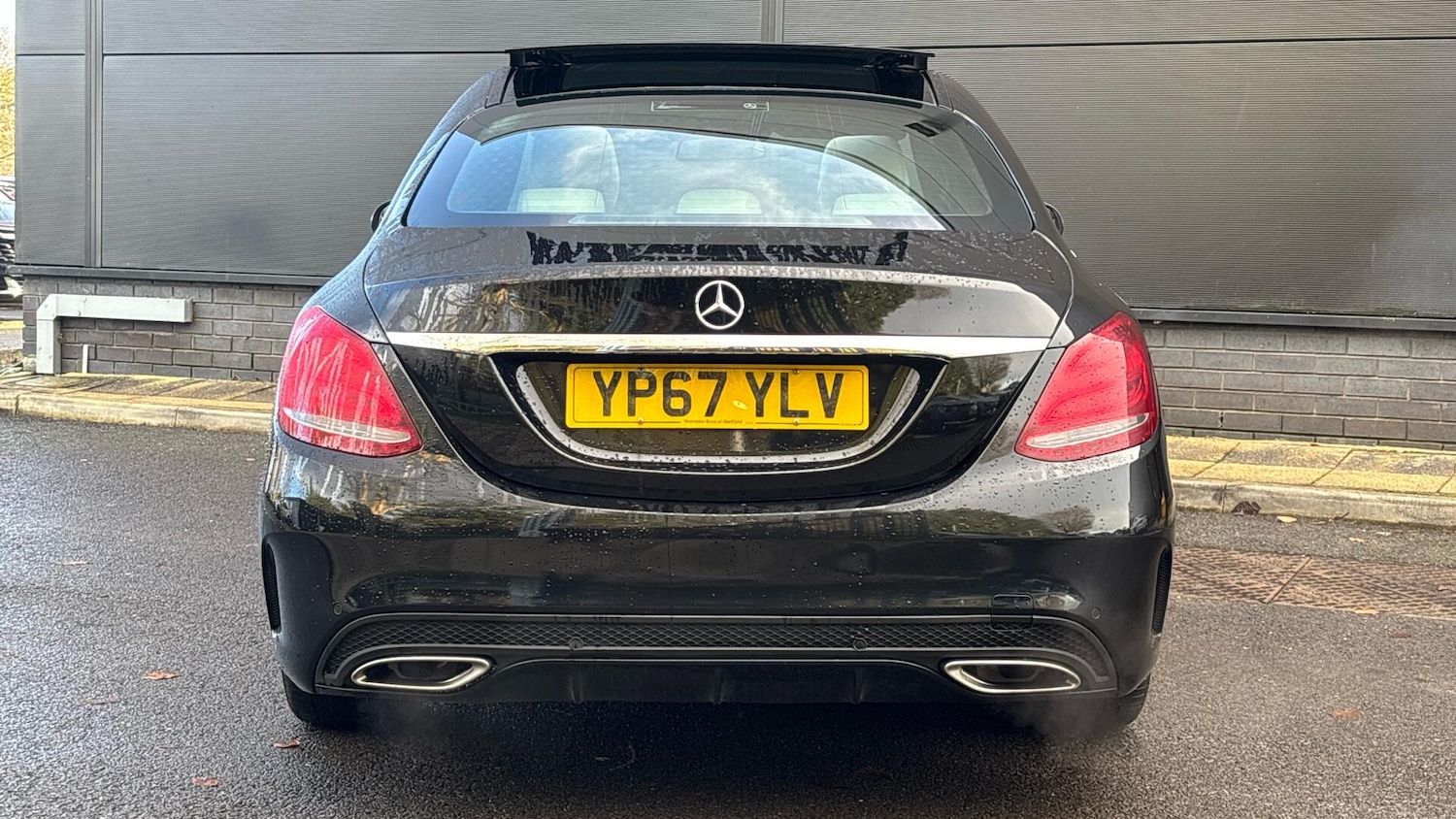 Used Mercedes-Benz C Class 2017 for sale - 76772797: Photo 4