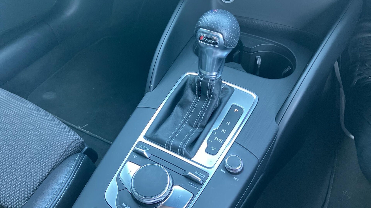 Used Audi A3 Cabriolet 2017 for sale - 77587201: Photo 10