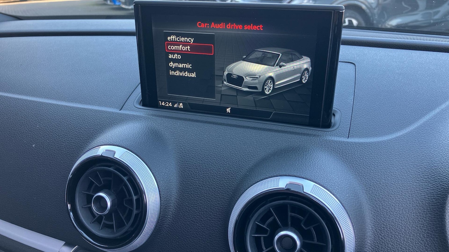 Used Audi A3 Cabriolet 2017 for sale - 77587201: Photo 23