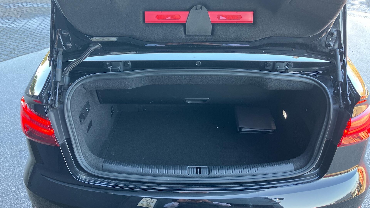 Used Audi A3 Cabriolet 2017 for sale - 77587201: Photo 25