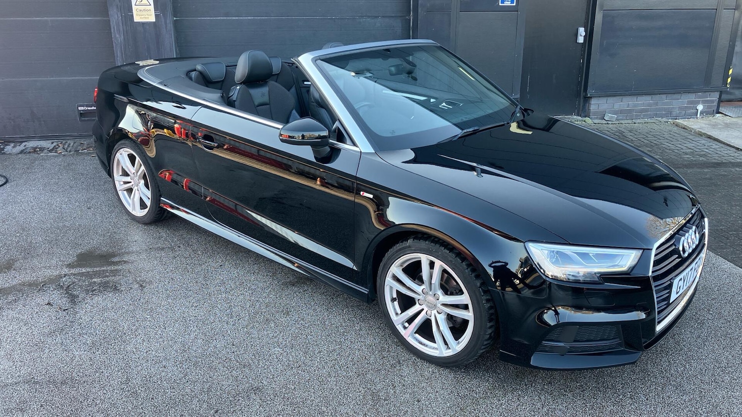 Used Audi A3 Cabriolet 2017 for sale - 77587201: Photo 5