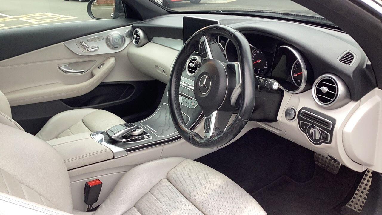 Used Mercedes-Benz C Class for sale - 77939952: Photo 2