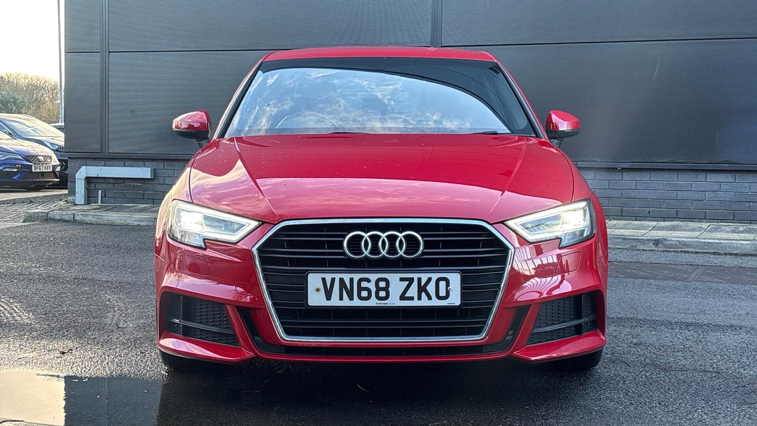 Used Audi A3 2018 for sale - 76772788: Photo 2