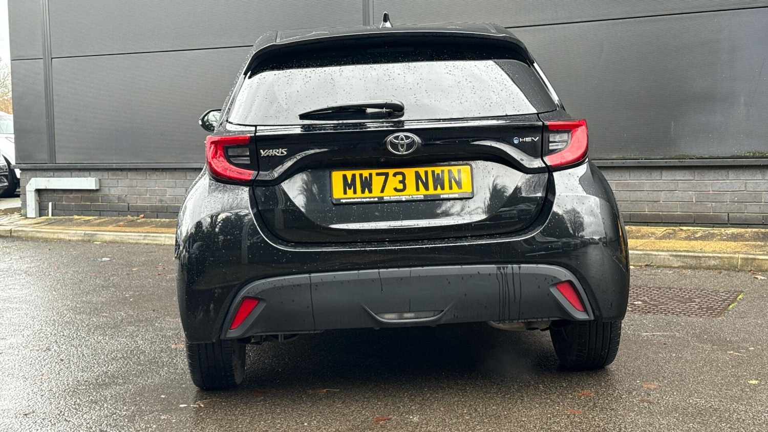 Used Toyota Yaris 2024 for sale - 76772807: Photo 4