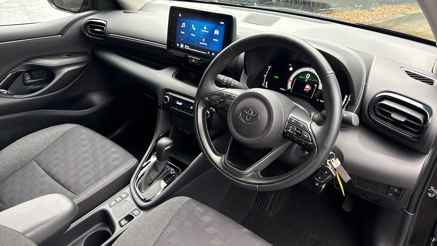 Used Toyota Yaris 2024 for sale - 76772807: Photo 7