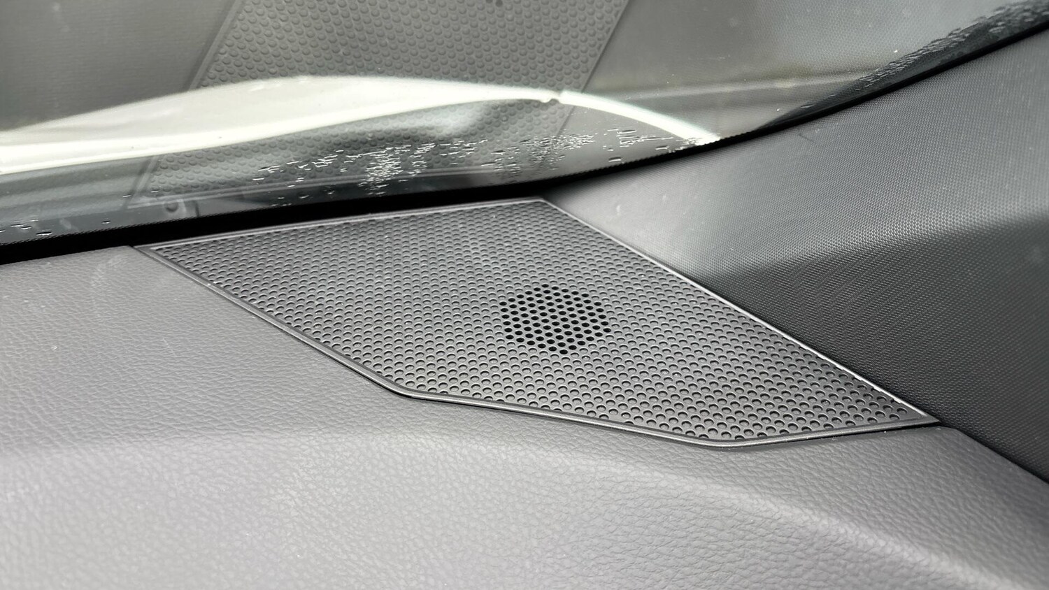 Used Toyota C-HR 2018 for sale - 76781546: Photo 22