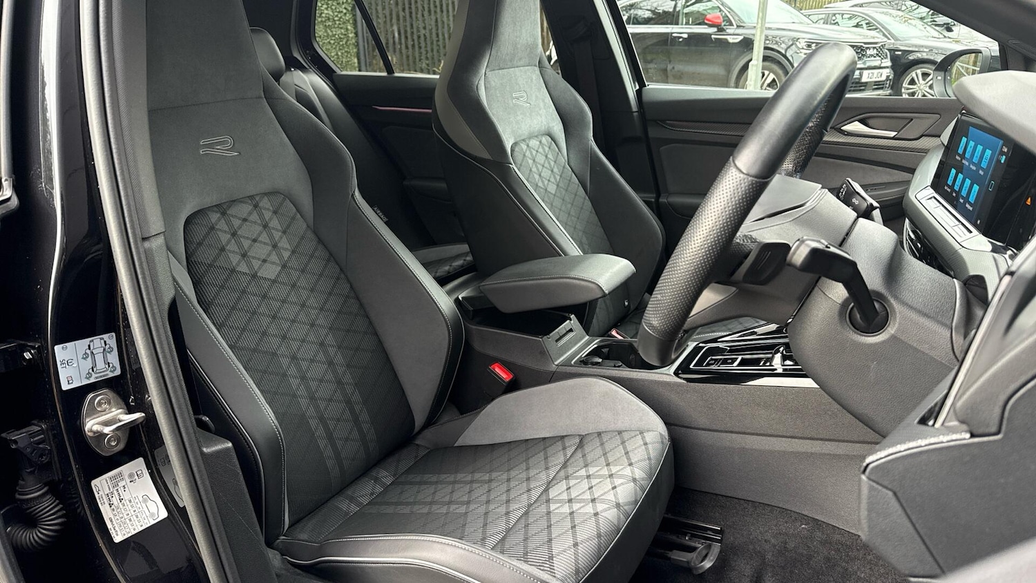 Used Volkswagen Golf 2023 for sale - 77156481: Photo 9