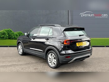 Used Volkswagen T-Cross 2021 for sale - 77237717: Photo