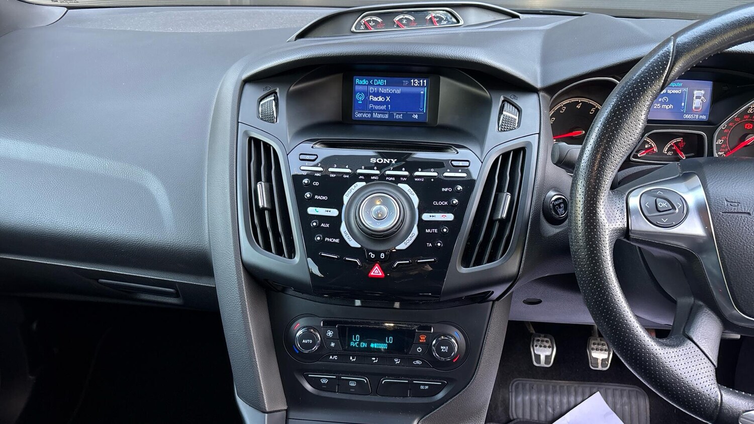 Used Ford Focus for sale - 76772790: Photo 9