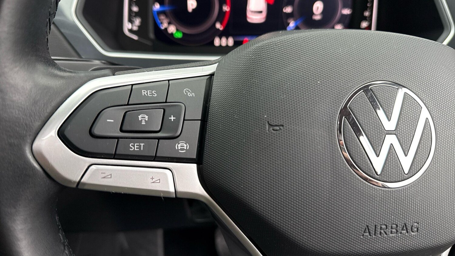 Used Volkswagen Tiguan 2020 for sale - 76772773: Photo 13