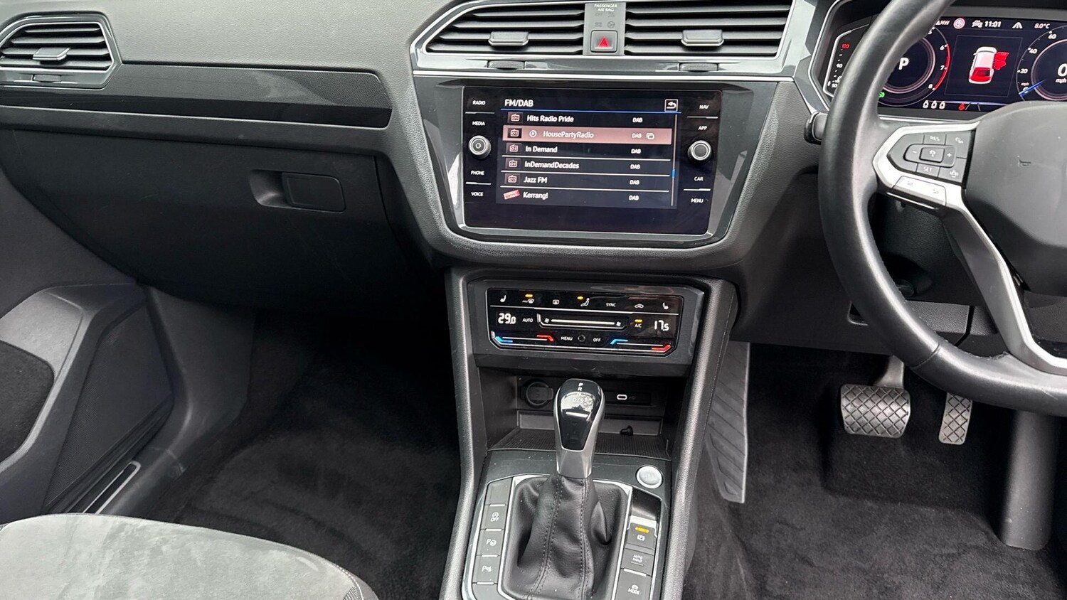 Used Volkswagen Tiguan 2020 for sale - 76772773: Photo 21