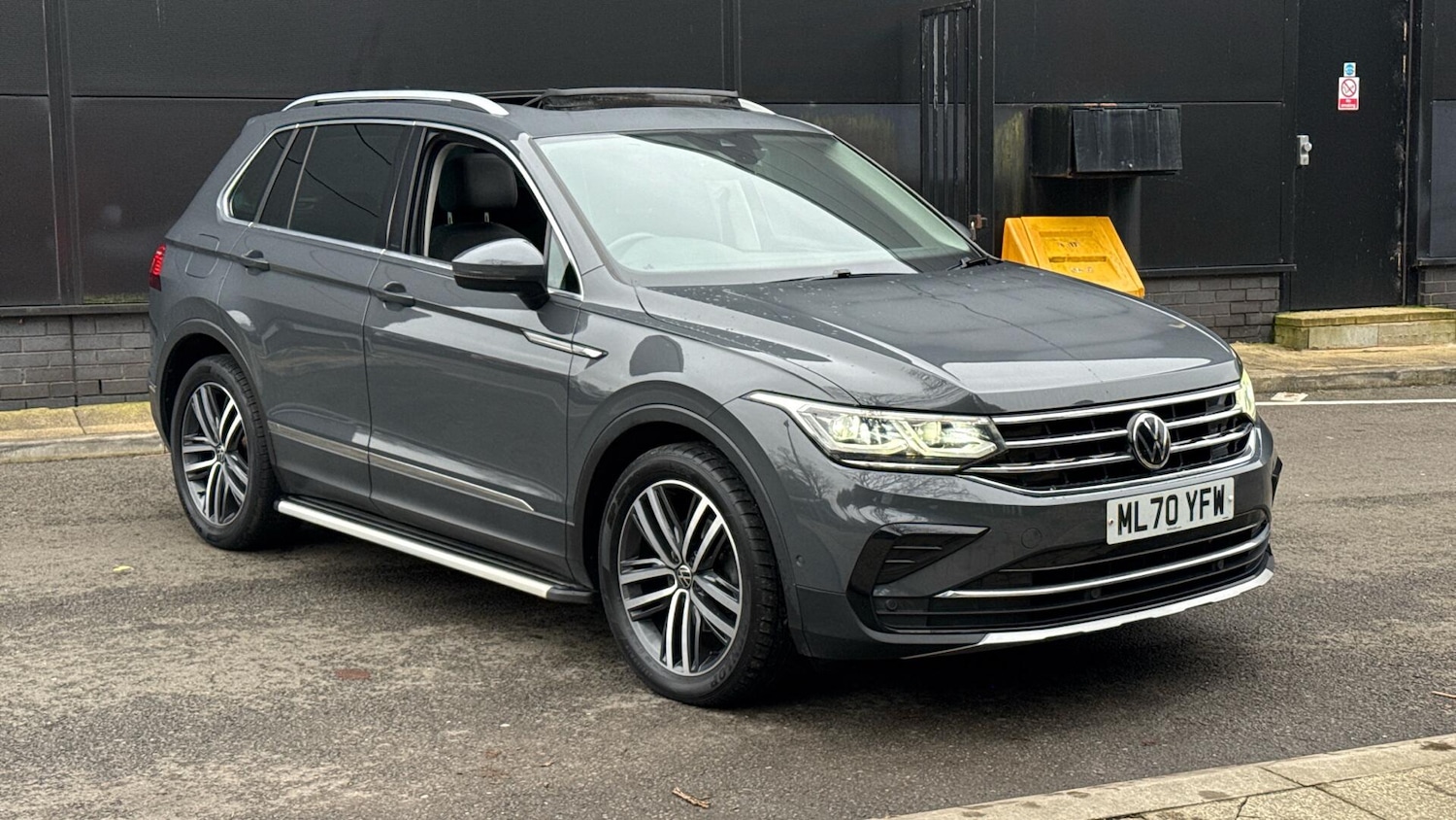 Used Volkswagen Tiguan 2020 for sale - 76772773: Photo 22