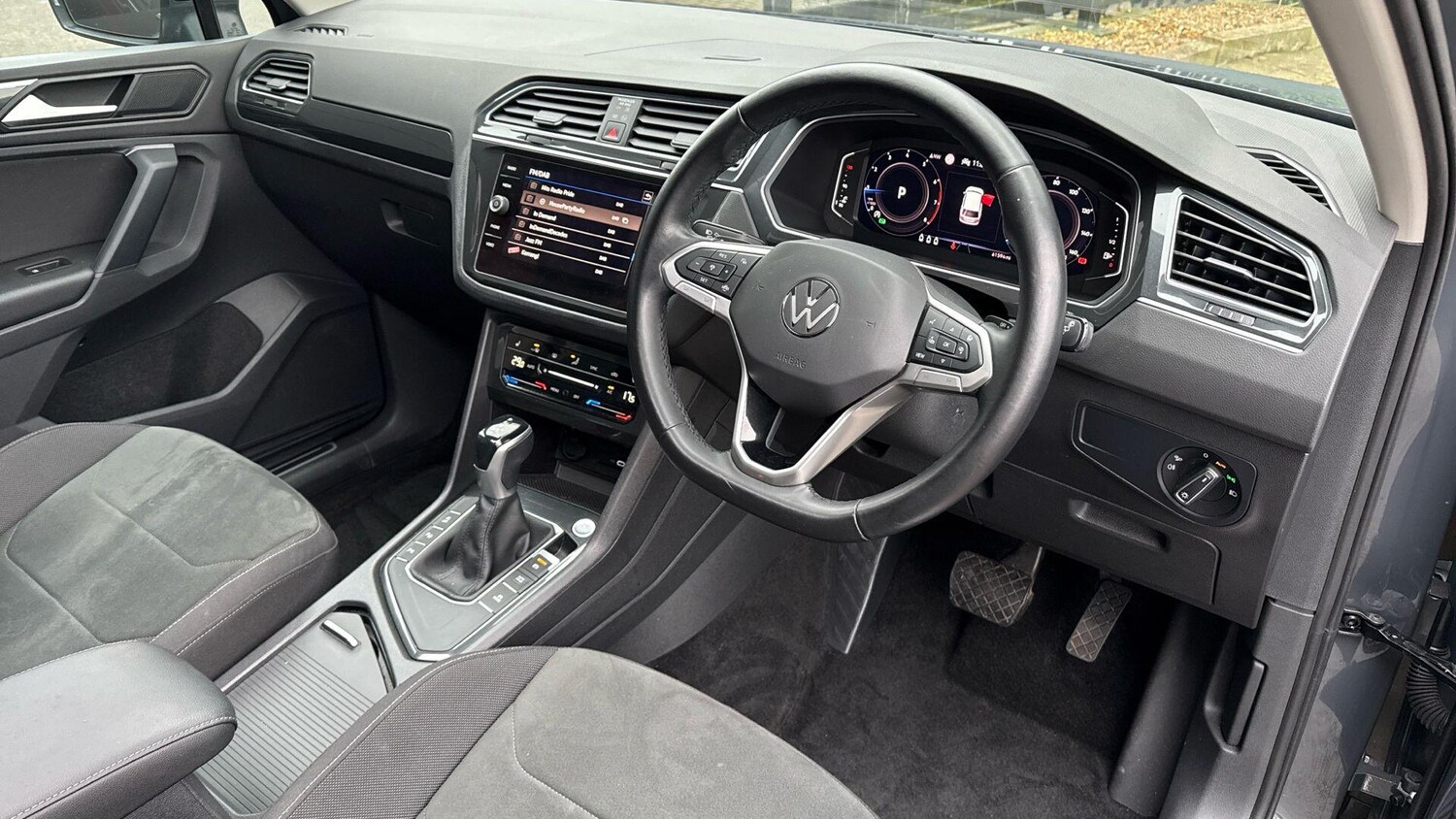 Used Volkswagen Tiguan 2020 for sale - 76772773: Photo 7