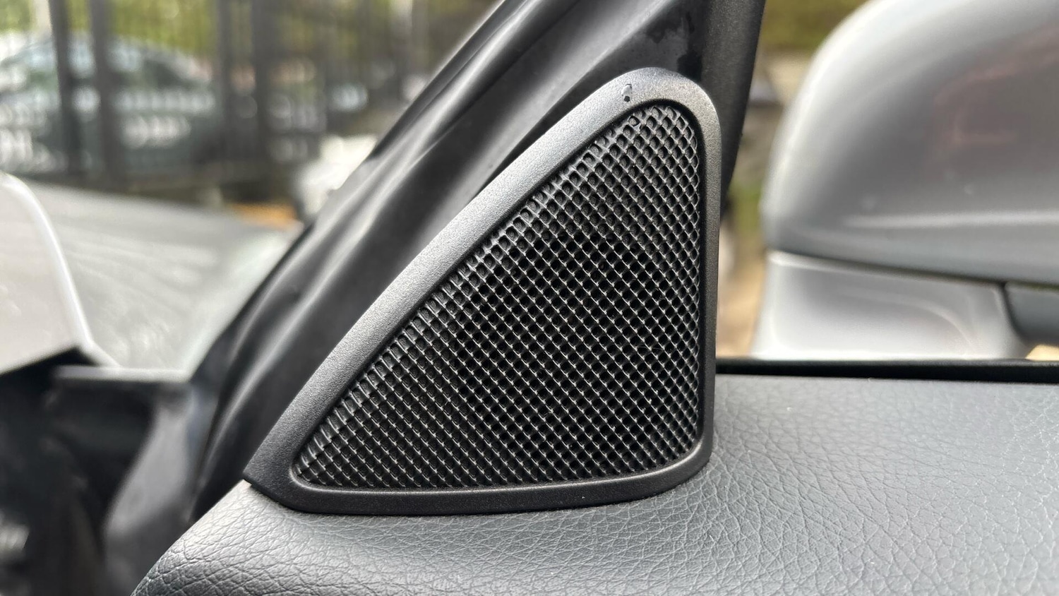 Used Mercedes-Benz SLK 2014 for sale - 76772791: Photo 20