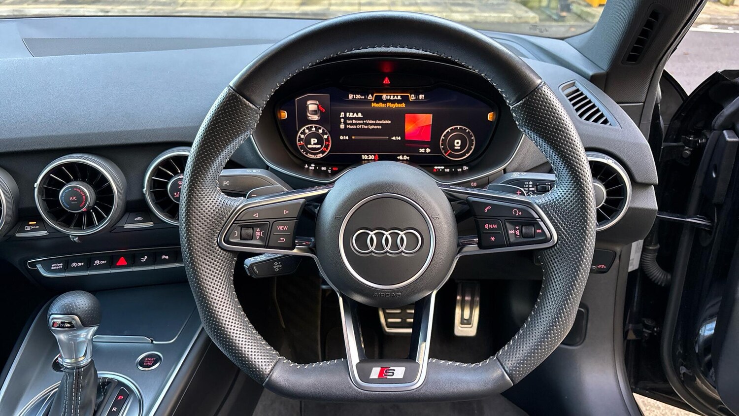 Used Audi TT 2022 for sale - 76772759: Photo 19