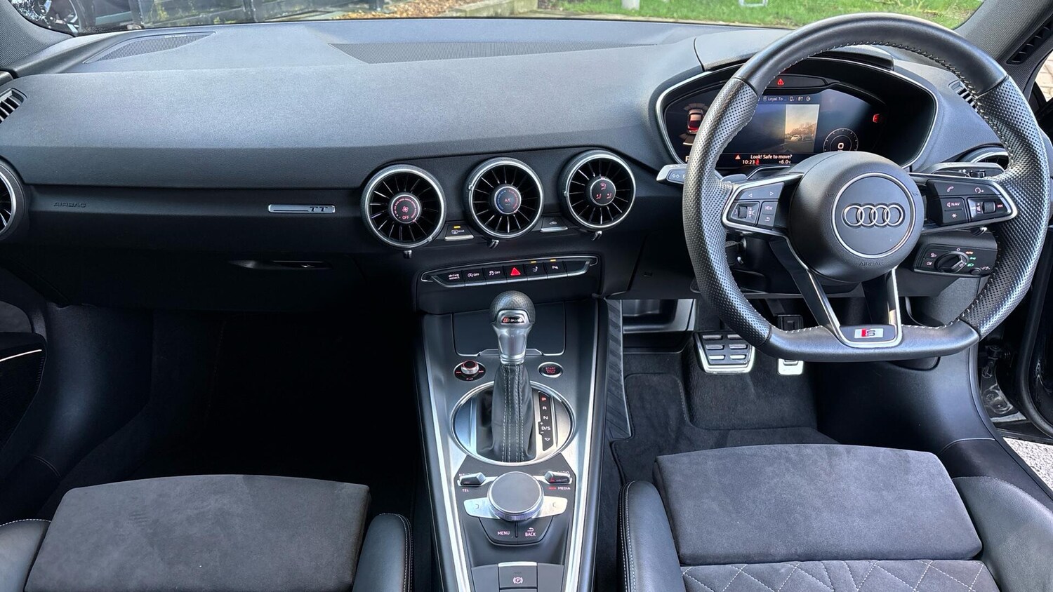 Used Audi TT 2022 for sale - 76772759: Photo 6