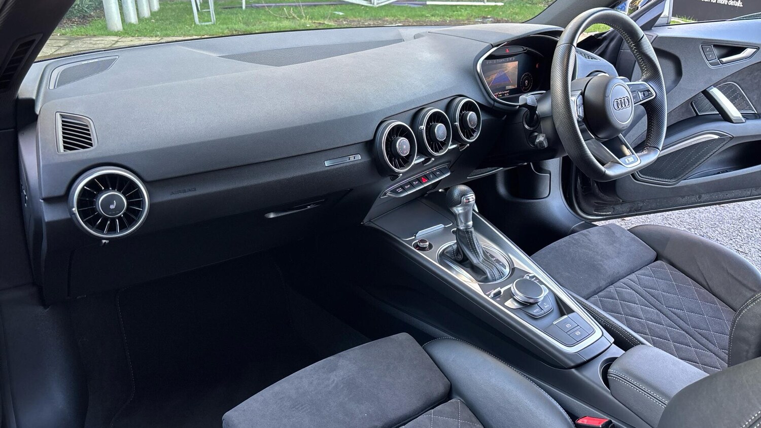 Used Audi TT 2022 for sale - 76772759: Photo 8