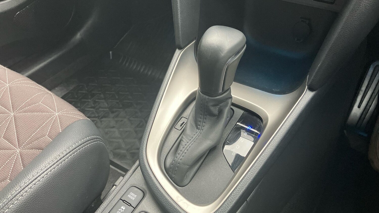 Used Toyota Yaris Cross 2023 for sale - 76824895: Photo 10