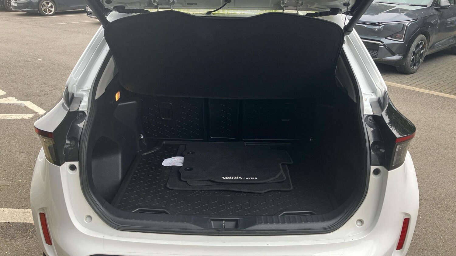 Used Toyota Yaris Cross 2023 for sale - 76824895: Photo 13