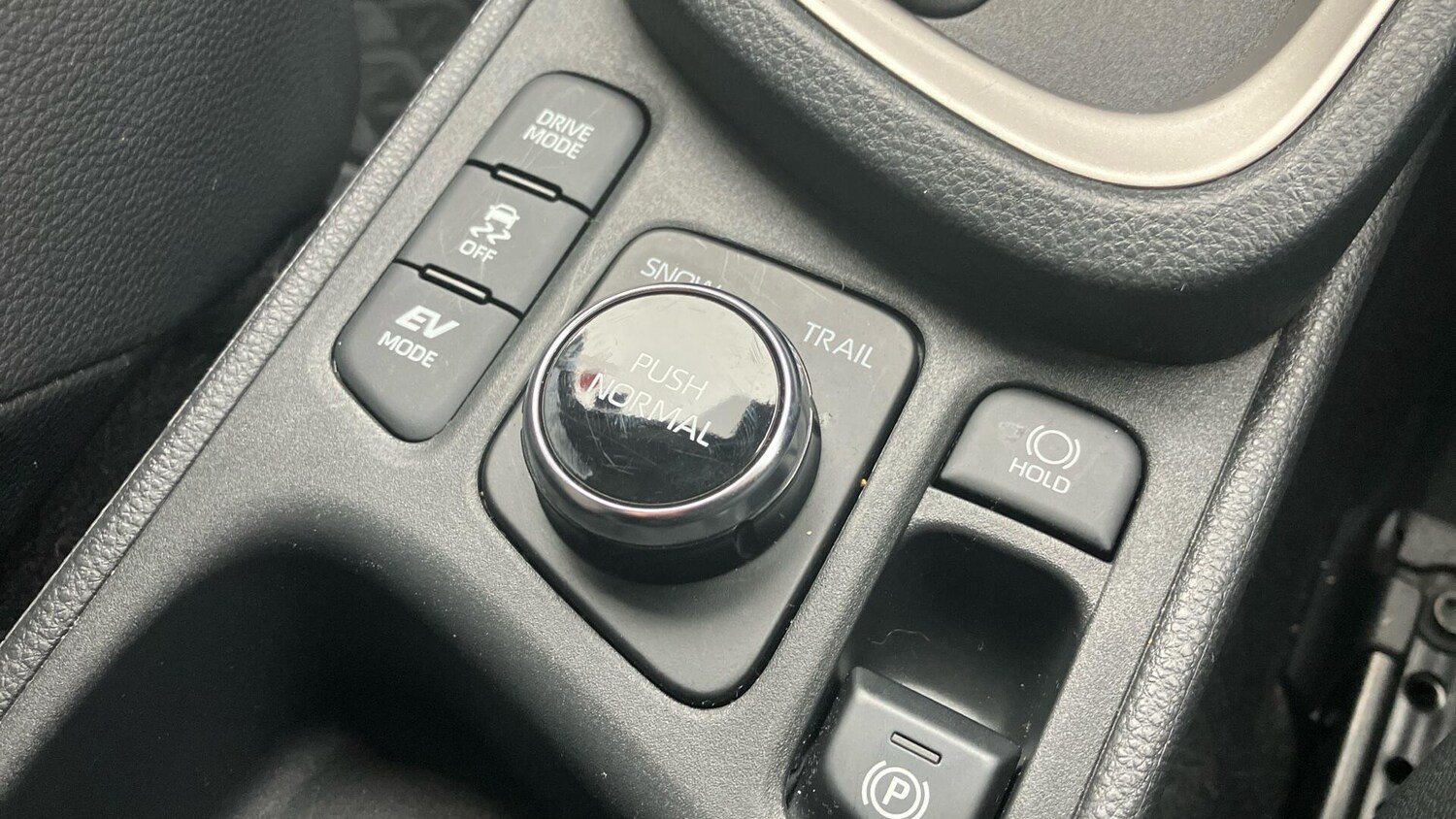 Used Toyota Yaris Cross 2023 for sale - 76824895: Photo 19