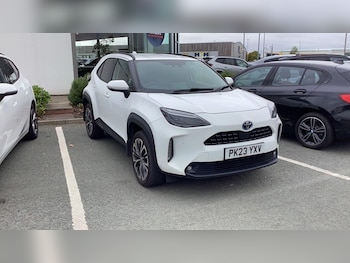 Used Toyota Yaris Cross 2023 for sale - 76824895: Photo