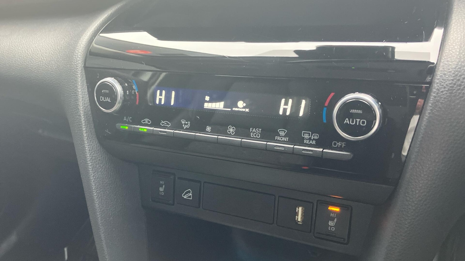 Used Toyota Yaris Cross 2023 for sale - 76824895: Photo 26