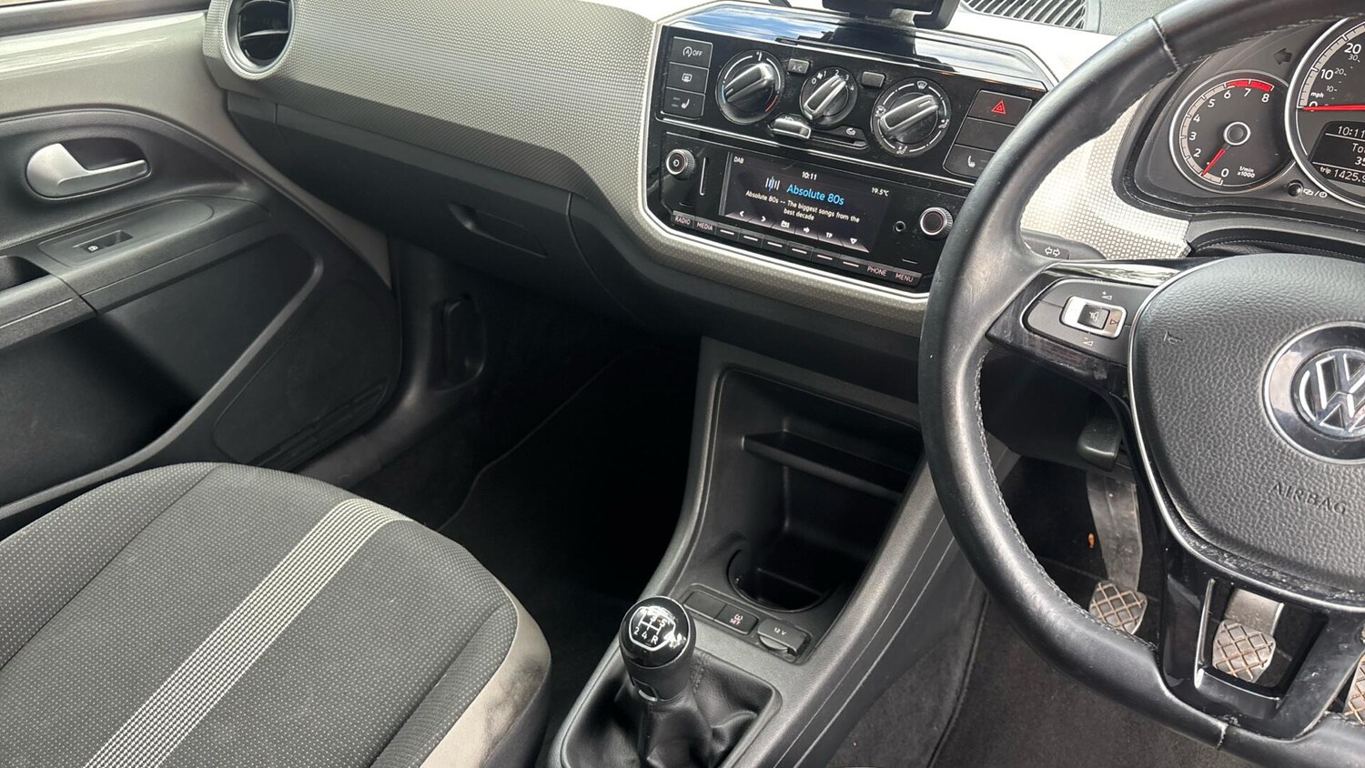 Used Volkswagen up! 2020 for sale - 76772798: Photo 19